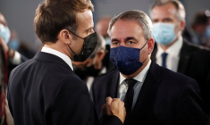 ÉCHANGE TENDU ENTRE MACRON ET BERTRAND DANS L'AISNE