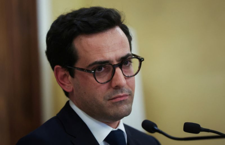 Le ministre français des Affaires étrangères Stéphane Sejourne