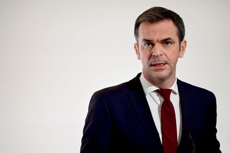 CORONAVIRUS: VÉRAN N'EXCLUT PAS DE NOUVELLES MESURES, ÉCARTE LE SPECTRE DU "TRI"