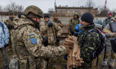 L'UKRAINE COMMENCE L'ENRÔLEMENT DE RÉSERVISTES