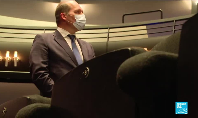 Pandémie de Covid-19 : le rideau se lève enfin dans un théâtre de Bruxelles