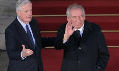Michel Barnier et François Bayrou à Paris, le 13 décembre 2024. ( POOL / BERTRAND GUAY )