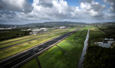 L'aéroport Ayme Cesaire, en Martinique, en 2022 (illustration) ( AFP / STEPHANE DE SAKUTIN )
