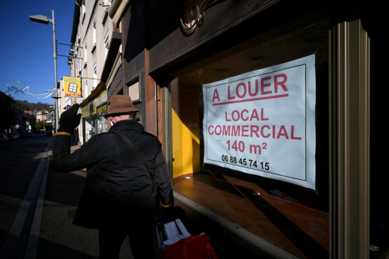 Un local commercial vacant à Decazeville, en janvier 2022 (illustration) ( AFP / VALENTINE CHAPUIS )