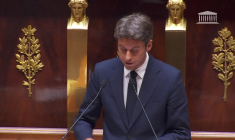 Confiance: Attal propose "un accord d'intérêt général" entre les partis