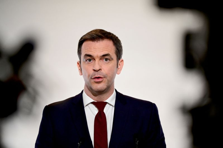 CORONAVIRUS/FRANCE: VÉRAN PRÉVIENT CONTRE LE RISQUE D'UNE QUATRIÈME VAGUE FIN JUILLET