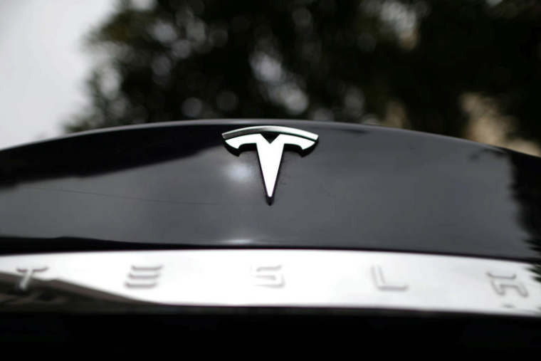 TESLA DIT ÊTRE EN PASSE DE BATTRE SON RECORD DE LIVRAISONS TRIMESTRIEL