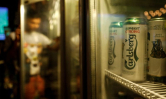 CARLSBERG: LES VENTES DE BIÈRE DOPENT LE 1ER TRIMESTRE, L'IMPACT DE LA GUERRE RESTE LIMITÉ