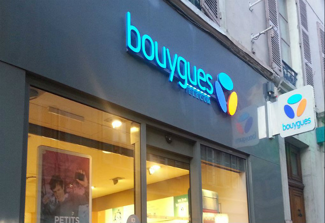 Bouygues se hisse en tête du CAC après sa publication (Crédit : L. Grassin)