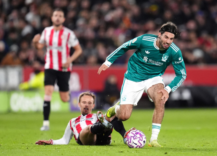 Liverpool perd pour la 4e fois de suite en championnat