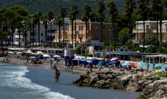 La grande plage de La Ciotat, dans les Bouches-du-Rhône le 21 août 2026 ( AFP / Miguel MEDINA )