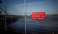 PÊCHE: PARIS PASSE À L'ACTION, EN APPELLE À LA CE POUR FAIRE PRESSION SUR LONDRES