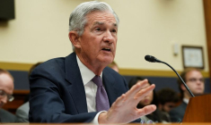 Le président de la Réserve fédérale, Jerome H. Powell, témoigne lors d'une audition des services financiers