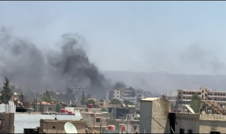 Syrie: de la fumée s'élève lors d'affrontements aux abords de Soueida