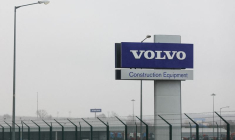 AB VOLVO: HAUSSE SURPRISE DU BÉNÉFICE AU PREMIER TRIMESTRE MALGRÉ DES PROBLÈMES DE CHAÎNE D'APPROVISIONNEMENT