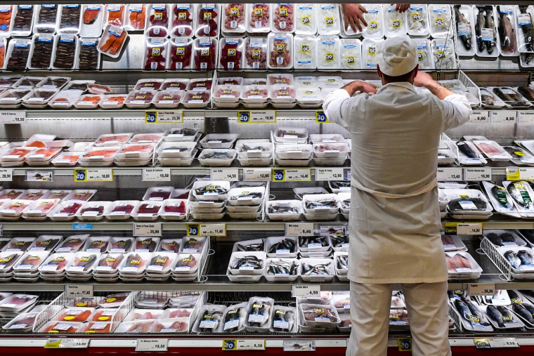 Superarché à Milan ( AFP / MIGUEL MEDINA )