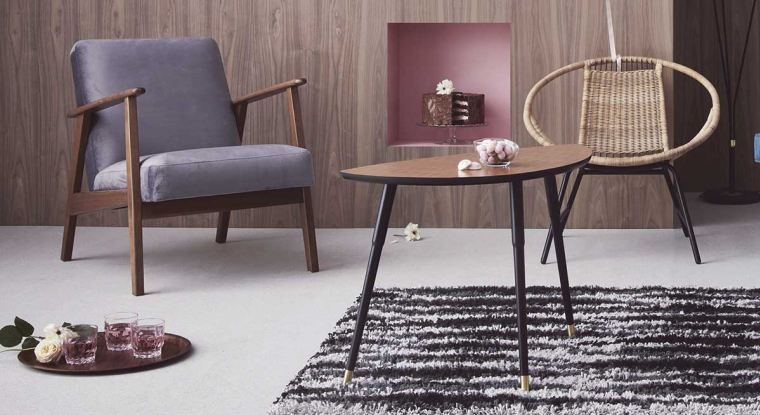 Grâce à ses pieds dévissables, la table Lövet tient dans un carton plat, facile à stocker ou à livrer. Une idée de génie qui va faire la fortune d'Ikea. (© IKEA)