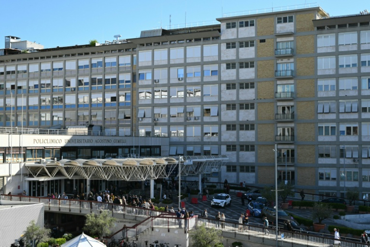 L'hôpital Gemelli où est hospitalisé le pape Léon XIV, le 14 octobre 2026 à Rome ( AFP / Andreas SOLARO )