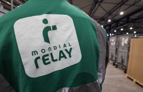 ( AFP / DENIS CHARLET )