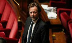 Boris Vallaud, patron des députés PS, à l'Assemblée nationale, à Paris, le 16 décembre 2025 ( AFP / Dimitar DILKOFF )