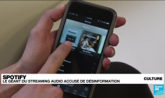 Spotify : le géant du streaming audio accusé de désinformation
