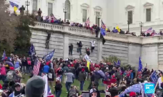 Un an après l'assaut du Capitole, retour sur le jour où la démocratie américaine a vacillé