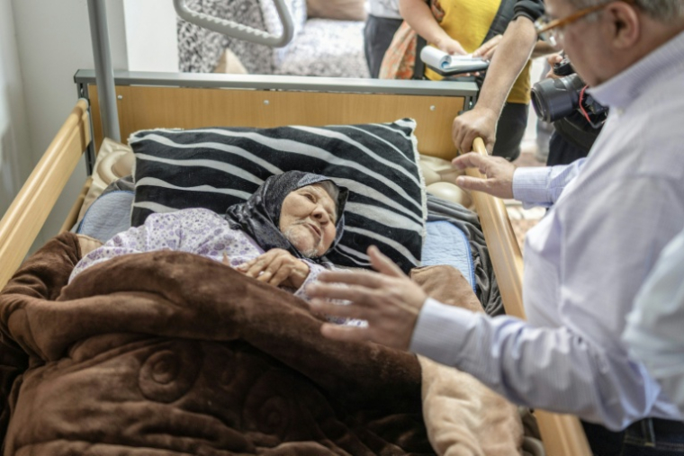 Yusra Qwaider, 97, is bedridden and helpless: within days, bulldozers from Jerusalem municipality will tear down the home she's lived in for over 50 years ( AFP / ilia YEFIMOVICH )