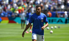 Mbappé devient le co-meilleur buteur de l'histoire des Bleus
