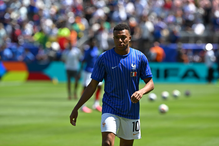 Mbappé devient le co-meilleur buteur de l'histoire des Bleus