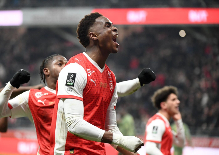 Reims fait tomber Saint-Étienne et monte sur le podium