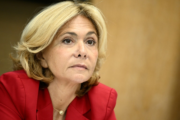 La présidente LR de la région Île-de-France Valérie Pécresse, le 11 juin 2024 à Paris  ( AFP / JULIEN DE ROSA )