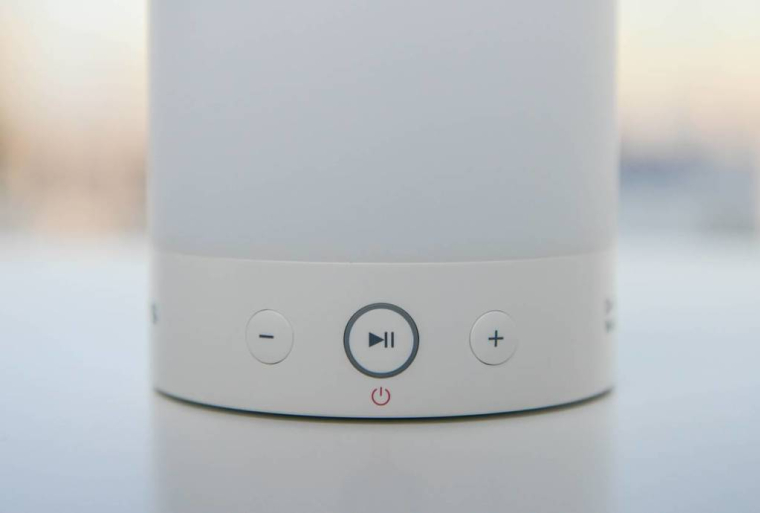 Enceintes connectées : attention à ne pas surcharger le wifi / iStock.com - Magnetic-Mcc