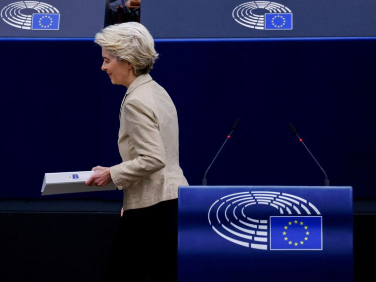 Photo d'archives de la présidente de la Commission européenne Ursula von der Leyen au Parlement européen à Strasbourg