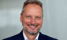 Michael Schoellhorn, Chief Operating Officer d'Airbus, pose au siège d'Airbus à Blagnac