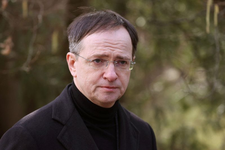 LES CONDITIONS PAS ENCORE RÉUNIES POUR UN SOMMET POUTINE-ZELENSKY, DIT MOSCOU