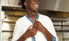 Le jeune chef de 28 ans, Mory Sacko, ex-candidat de l’émission Top Chef vient de remporter sa première étoile au guide Michelin. crédit photo :  Mory Sacko Facebook