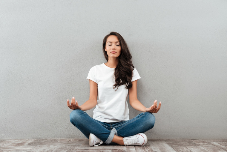 Méditer pour ne pas stresser (Crédits photo : Shutterstock)