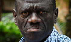 L'opposant ougandais Kizza Besigye à Kampala, le 22 septembre 2017 ( AFP / Isaac Kasamani )