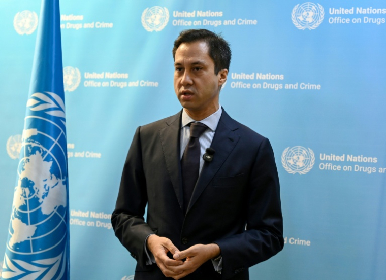 Le représentant de l'ONUDC en Afghanistan, Polleak Ok Serei, lors d'un entretien avec l'AFP à Kaboul, le 28 octobre 2026 ( AFP / Wakil KOHSAR )