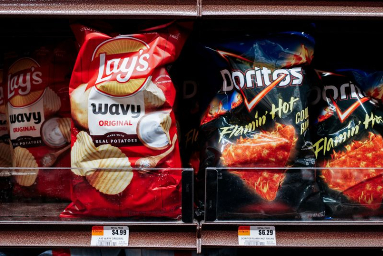 PepsiCo va baisser les prix des Lay's et des Doritos face à la réaction des consommateurs