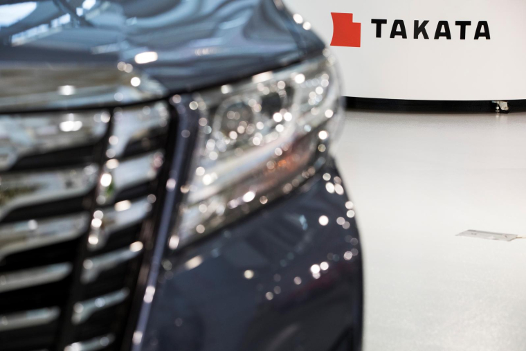 Le logo du fabricant japonais d'airbags Takata, qui a fait faillite, à Tokyo le 23 juin 2017 ( AFP / Behrouz MEHRI )