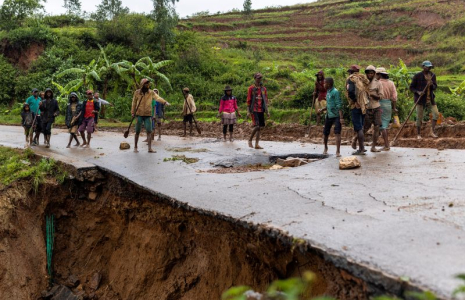 LE CYCLONE BATSIRAI FAIT TROIS MORTS ET D'IMPORTANTS DÉGÂTS À MADAGASCAR