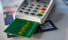 La Mutualité juge possible de "stopper" 2,4 milliards d'euros de fraude sociale à condition que les complémentaires santé sont autorisées à partager des informations avec l'Assurance maladie pour repérer les fraudeurs. ( AFP / DENIS CHARLET )