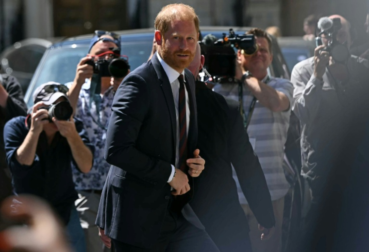 Le prince Harry, duc de Sussex, arrive à Chatham House pour assister à la 14e conférence de la Fondation des Invictus Games intitulée, le 7 juillet 2026 à Londres ( AFP / JUSTIN TALLIS )