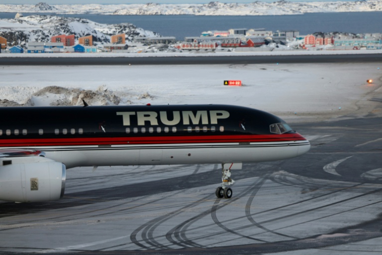 L'appareil du fils de Donald Trump à Nuuk, au Groenland, en janvier 2025 ( Ritzau Scanpix / Emil Stach )