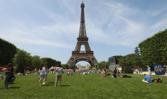 La maire du VIIIe arrondissement de Paris ne souhaite pas de rassemblement