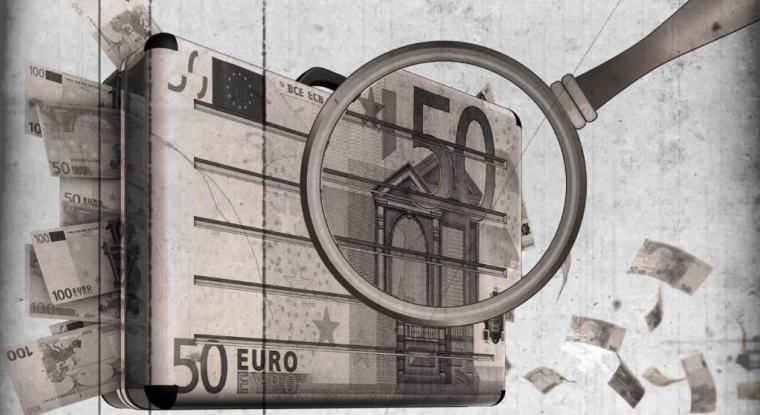 Banques, assurances, mutuelles, sociétés de gestion, notaires, casinos, marchands d’art, avocats, etc. : toutes ces professions doivent déclarer à Tracfin les flux financiers qui leur paraissent «atypiques». (© Fotolia)