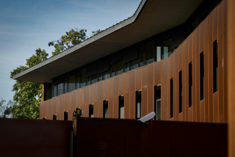 Le commissariat de Clichy-sous-Bois, le 18 octobre 2025 en Seine-Saint-Denis ( AFP / Geoffroy Van der Hasselt )