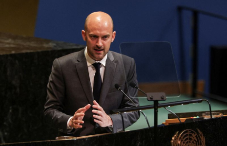 Le ministre français des Affaires étrangères Jean-Noël Barrot lors d'une conférence internationale pour le règlement pacifique de la question palestinienne au siège de l'ONU à New York