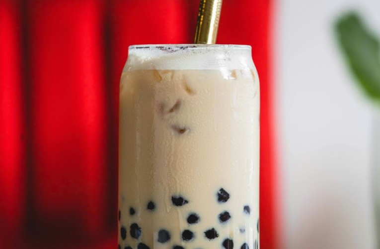Mixue commercialise notamment des bubble teas. (illustration) (Pexels / Amar  Preciado)